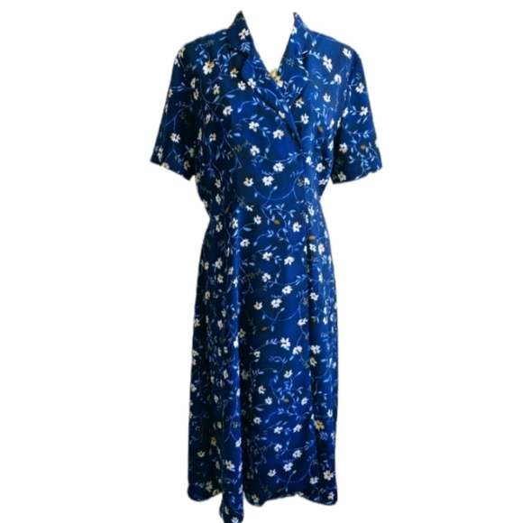 Women's Floral Print Wrap Dress - Picture 1 of 10